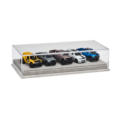 Premium Seamless Acrylic Display Case for Diecast Cars | Dustproof One-Piece Hot-Bending Showcase with Textured Base (1 / 3 / 5 / 10 Cars)