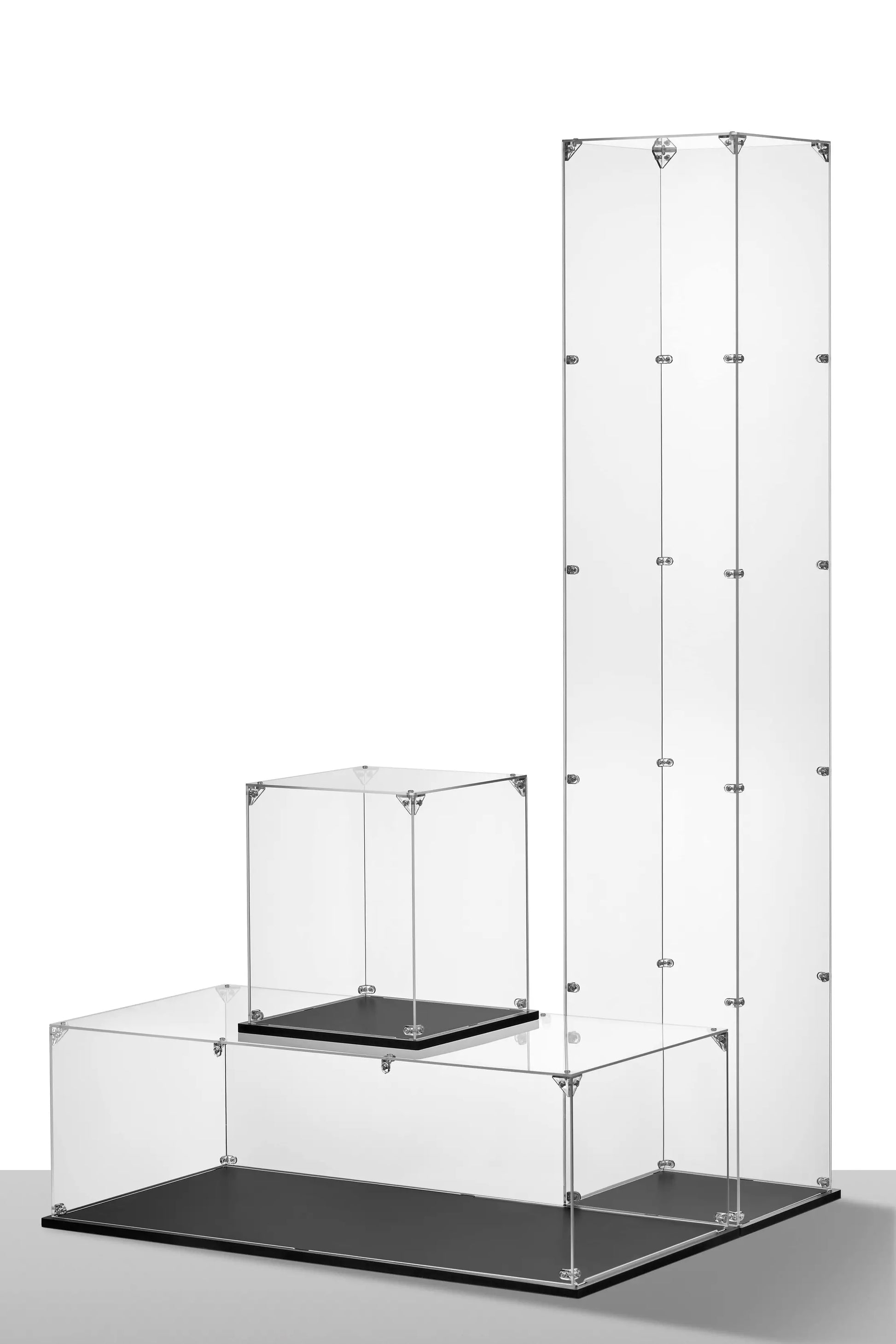 Cm 15 clear acrylic wall display case for Lego and miniature models.