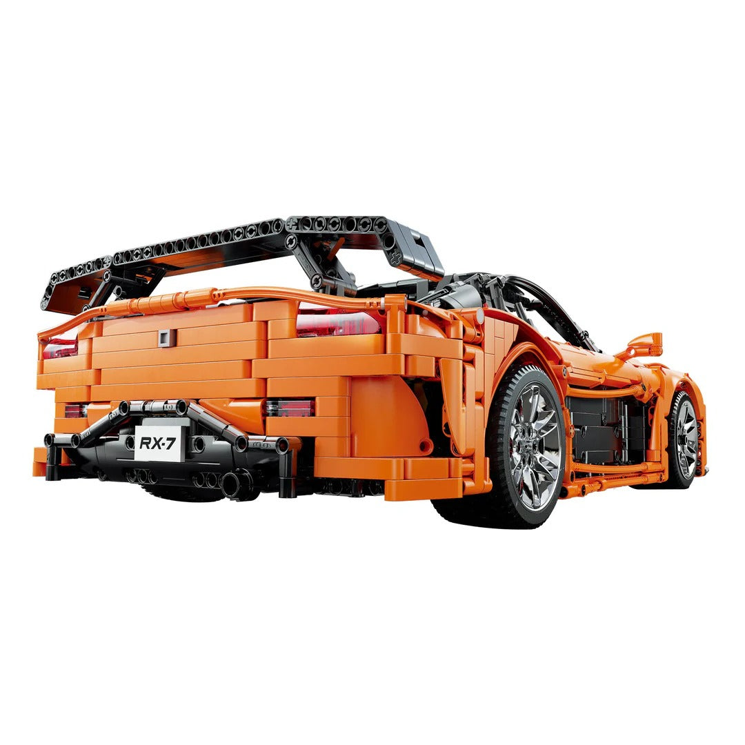 CaDA Master 1:8 MAZDA RX-7 C61502W – FantasMall