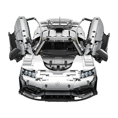 CaDA Master 1:8 Mercedes-AMG ONE C61503W