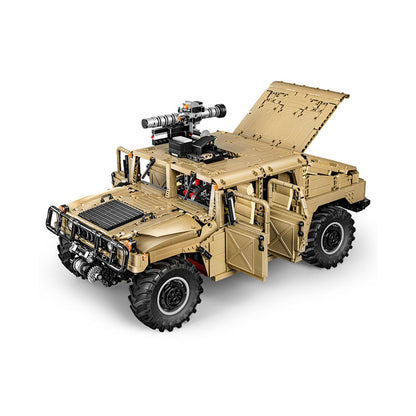 CADA 1:8 HUMVEE Off-Road Vehicle | C61036W