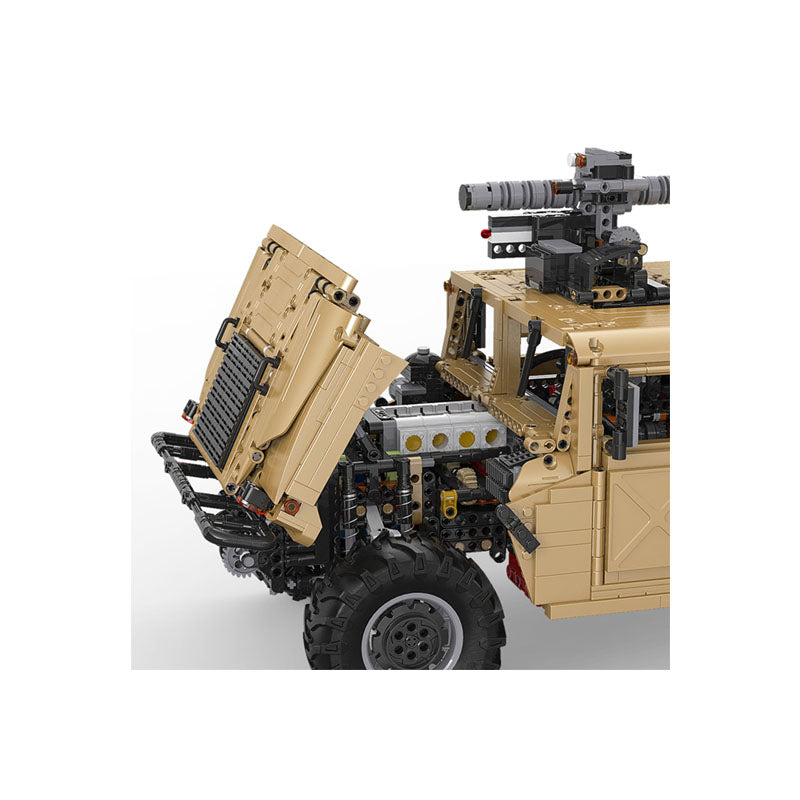 CADA 1:8 HUMVEE Off-Road Vehicle | C61036W